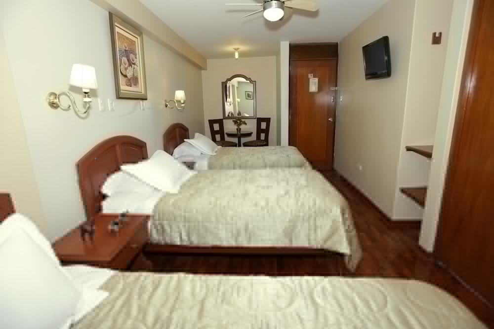 Hotel Manhattan Inn Airport Ліма Екстер'єр фото